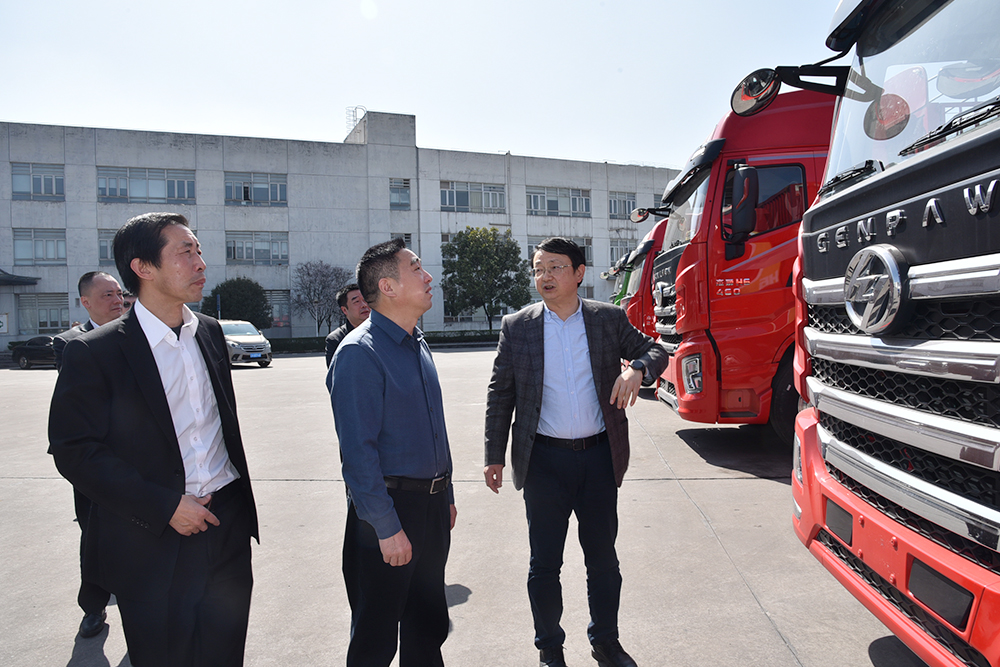 辛國榮調研.jpg 辛國榮調研.jpg